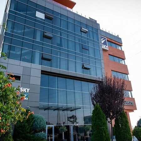 Sky Hotel Oradea Zewnętrze zdjęcie